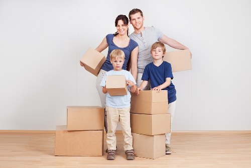 Local removals planning for homes and businesses in Finsbury Park